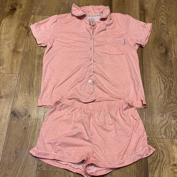 Nine West pajama set shorts and short sleeve size large - Picture 1 of 10